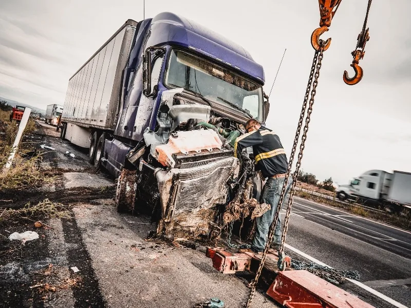 I-17 heavy recovery