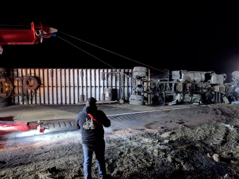 Williams semi Towing