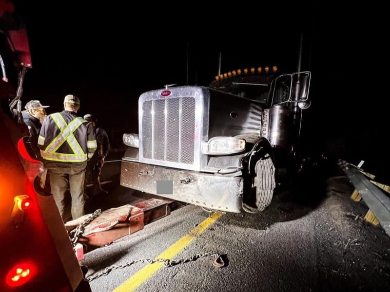 Ash Fork heavy towing